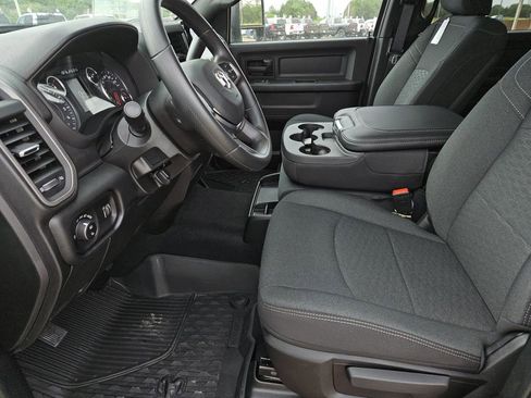 New 2026 RAM 2500 Tradesman AWD/4WD image 19