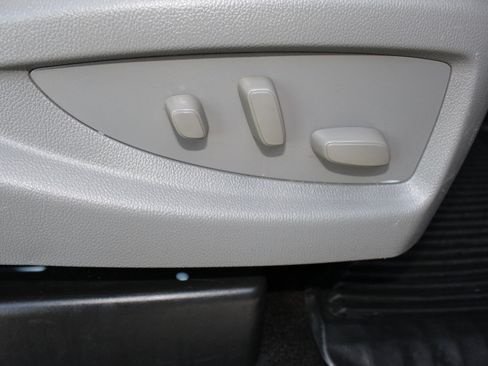 Used 2015 GMC Sierra 2500 SLT w/ Duramax Plus Package image 22