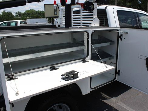 Used 2025 Ford F350 XLT AWD/4WD image 23