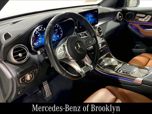 Certified 2022 Mercedes-Benz GLC 43 AMG 4MATIC image 18