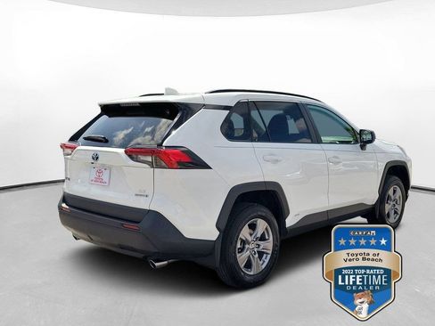 Certified 2024 Toyota RAV4 LE AWD/4WD image 4