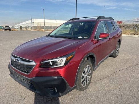 Used 2020 Subaru Outback Premium image 8