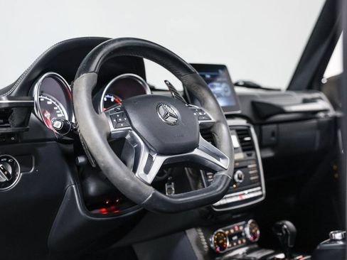 Used 2017 Mercedes-Benz G 550 Squared image 30