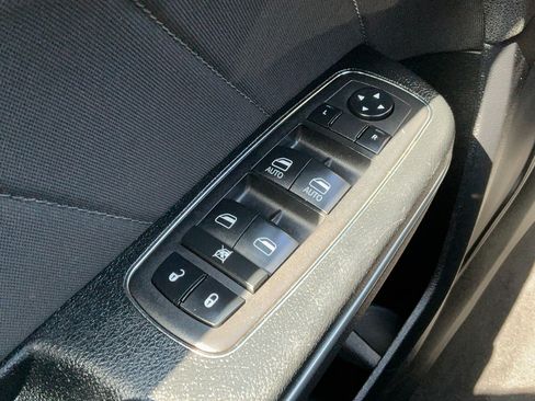 Used 2023 Dodge Charger SXT RWD image 14