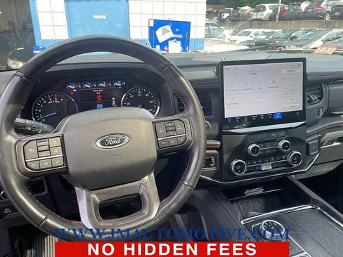 Used 2023 Ford Expedition Limited AWD/4WD image 3