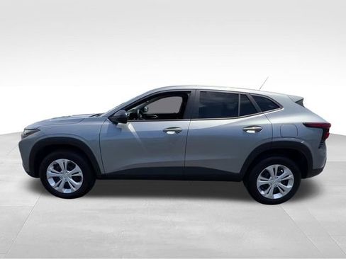 Certified 2026 Chevrolet Trax LS FWD image 3