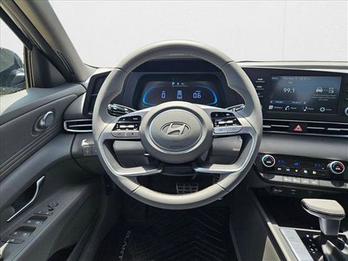 New 2025 Hyundai Elantra Sport image 12