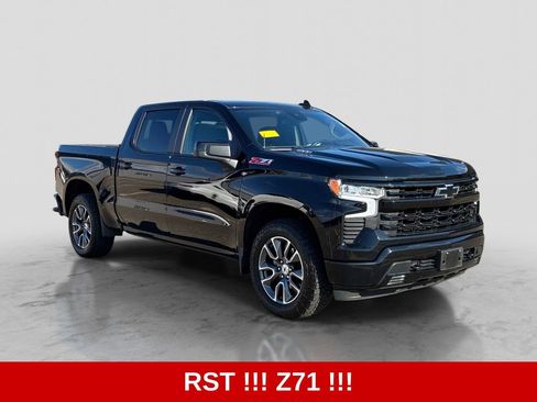 Used 2023 Chevrolet Silverado 1500 RST w/ Convenience Package II AWD/4WD image 3