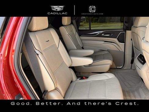 Used 2023 Cadillac Escalade Premium Luxury AWD/4WD image 30