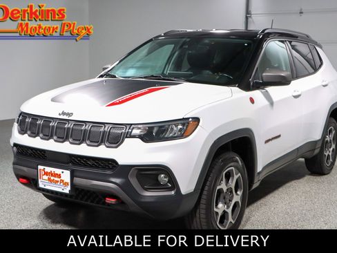 Used 2022 Jeep Compass Trailhawk w/ Trailhawk Convenience Group image 1