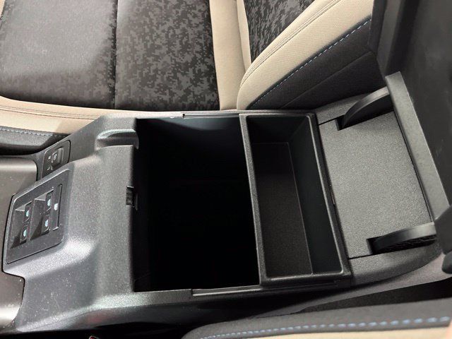 Used 2023 Ford Bronco Wildtrak AWD/4WD image 31