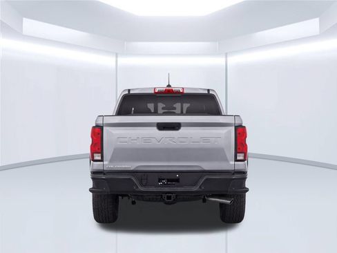 Used 2025 Chevrolet Colorado Trail Boss AWD/4WD image 8