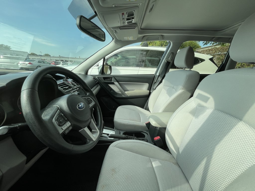 Used 2017 Subaru Forester 2.5i Premium w/ Protection Package #1 AWD/4WD image 6