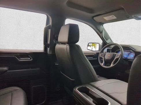 Used 2024 Chevrolet Silverado 1500 LT w/ Leather Package image 20