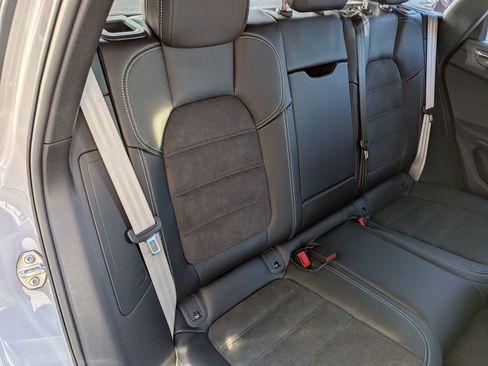 New 2026 Porsche Macan GTS image 28