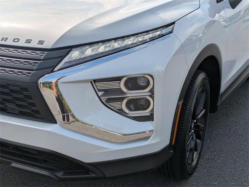 New 2025 Mitsubishi Eclipse Cross LE image 9