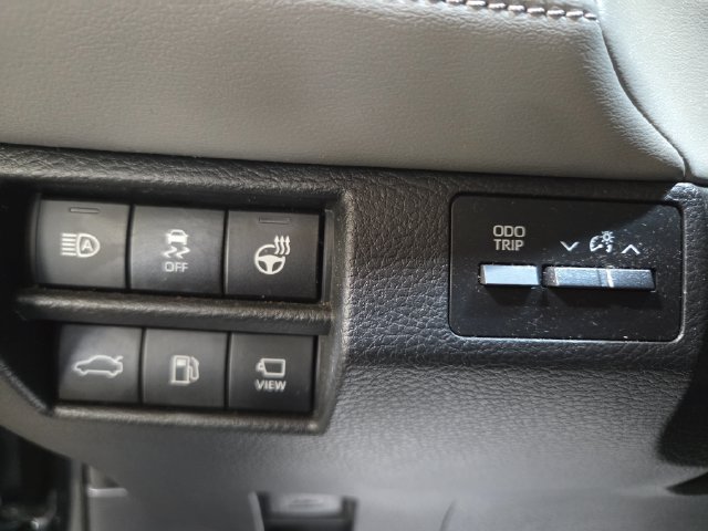 Used 2019 Toyota Avalon Limited w/ Advanced Safety Package FWD image 35