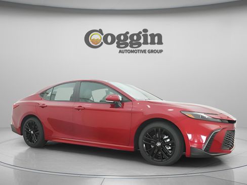 New 2026 Toyota Camry SE image 25