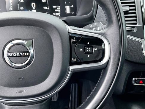 Used 2019 Volvo XC90 T5 Momentum image 23
