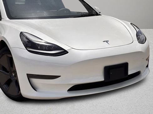 Used 2023 Tesla Model 3 Standard Range RWD image 26