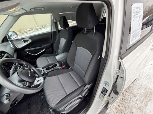 Used 2025 Hyundai Kona SEL image 36