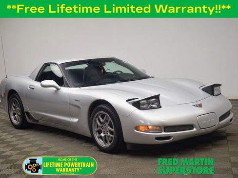 Used 2002 Chevrolet Corvette Z06 w/ Memory Pkg RWD image 1