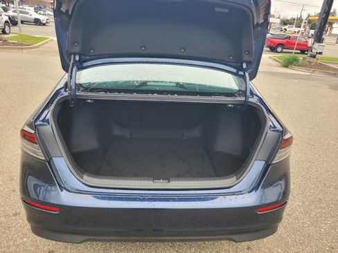 Certified 2024 Honda Accord EX image 11