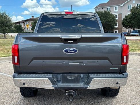 Used 2018 Ford F150 Lariat w/ Equipment Group 502A Luxury AWD/4WD image 5