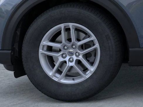 New 2025 Ford Explorer Active image 19