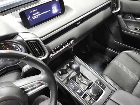 Used 2023 MAZDA CX-50 2.5 S w/ Preferred Plus Pkg image 34