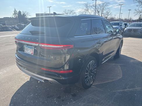 Used 2022 Lincoln Corsair Reserve w/ Equipment Group 201A image 2