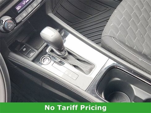 Used 2022 Nissan Kicks SV image 20