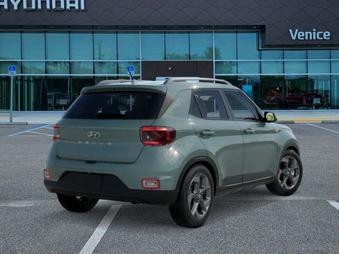 New 2026 Hyundai Venue SEL FWD image 4