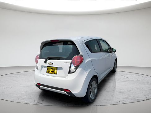 Used 2015 Chevrolet Spark LT FWD image 4