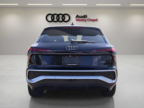New 2026 Audi Q3 quattro 2.0T AWD/4WD image 4