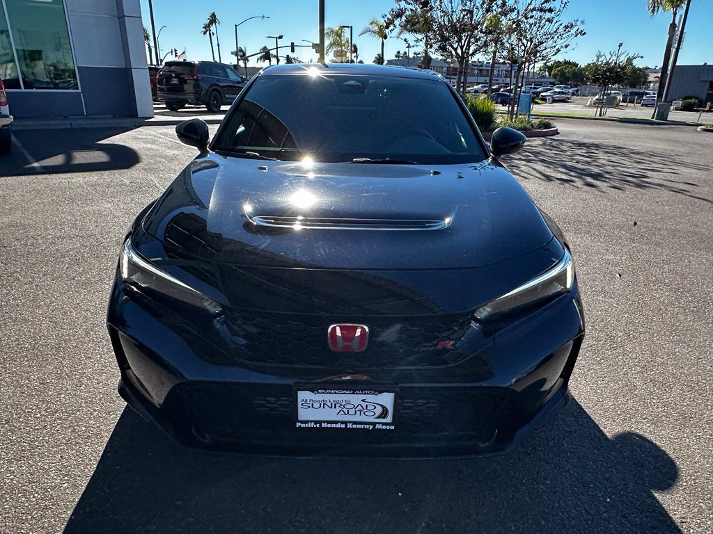 Used 2023 Honda Civic Type R image 3