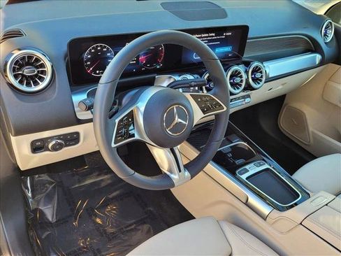 Certified 2026 Mercedes-Benz GLB 250 image 10