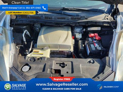 Used 2017 Nissan Leaf S FWD image 15