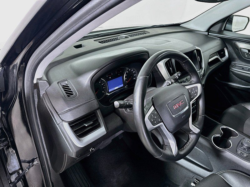 Used 2024 GMC Terrain SLT AWD/4WD image 9