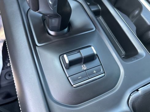 Used 2024 GMC Sierra 1500 AT4X image 32