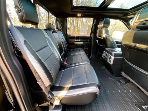 Used 2018 Ford F150 Raptor w/ Equipment Group 802A Luxury image 16