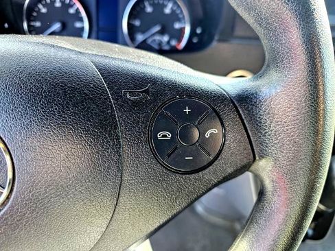 Used 2016 Mercedes-Benz Sprinter 2500 image 13