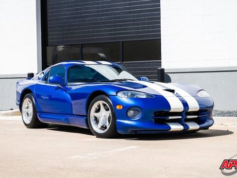 Used 1996 Dodge Viper GTS image 32