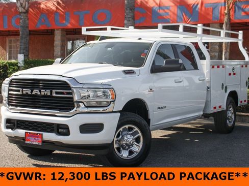 Used 2021 RAM 3500 Big Horn image 4