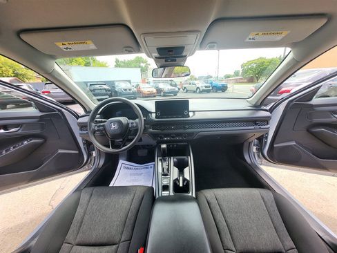 Used 2025 Honda Accord LX image 12