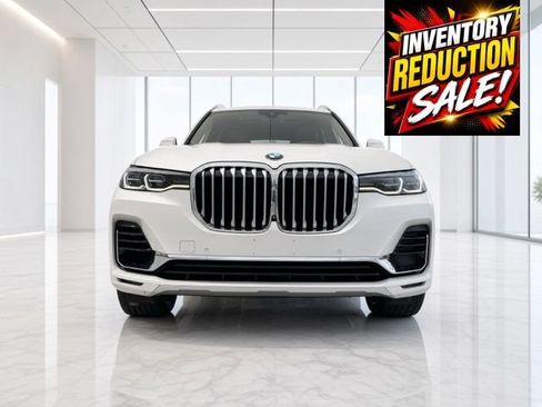 Used 2022 BMW X7 xDrive40i w/ Premium Package AWD/4WD image 3