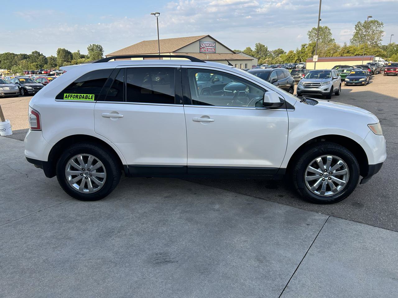 Used 2010 Ford Edge Limited AWD/4WD image 4