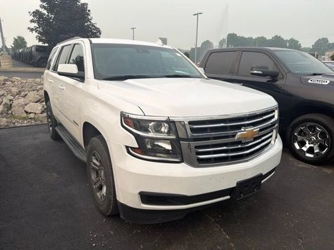 Used 2020 Chevrolet Tahoe LS w/ Enhanced Driver Alert Package AWD/4WD image 3