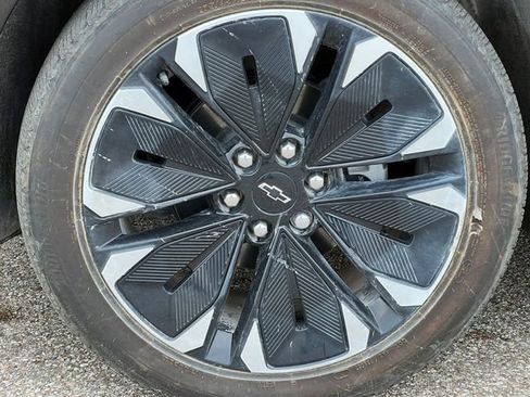 Used 2025 Chevrolet Blazer EV RS image 11