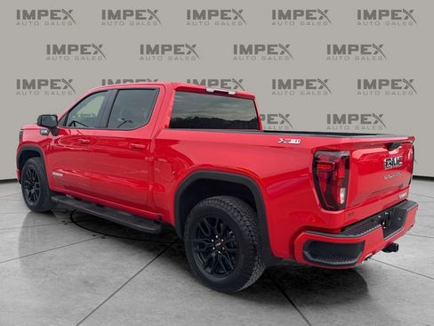 Used 2025 GMC Sierra 1500 Elevation w/ LPO, Elevation Black Package image 3